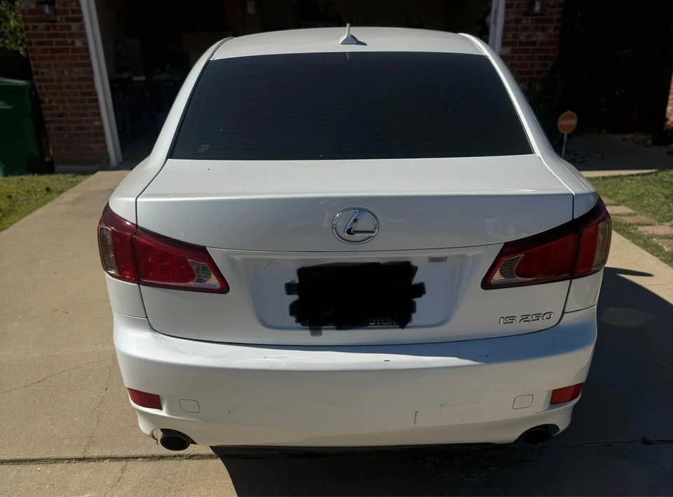 2013 Lexus IS 2nd Gen - Image 4 of 12