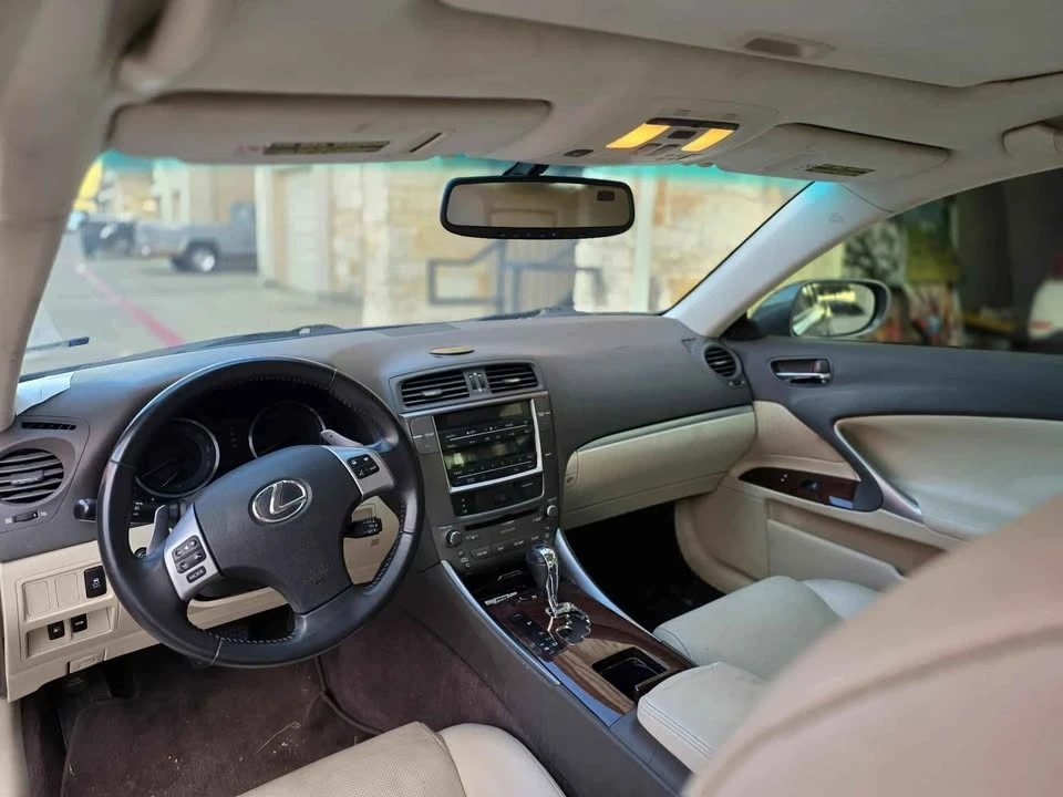 2013 Lexus IS 2nd Gen - Image 4 of 13