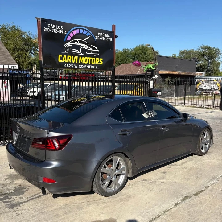 2013 Lexus IS 2nd Gen - Image 14 of 19