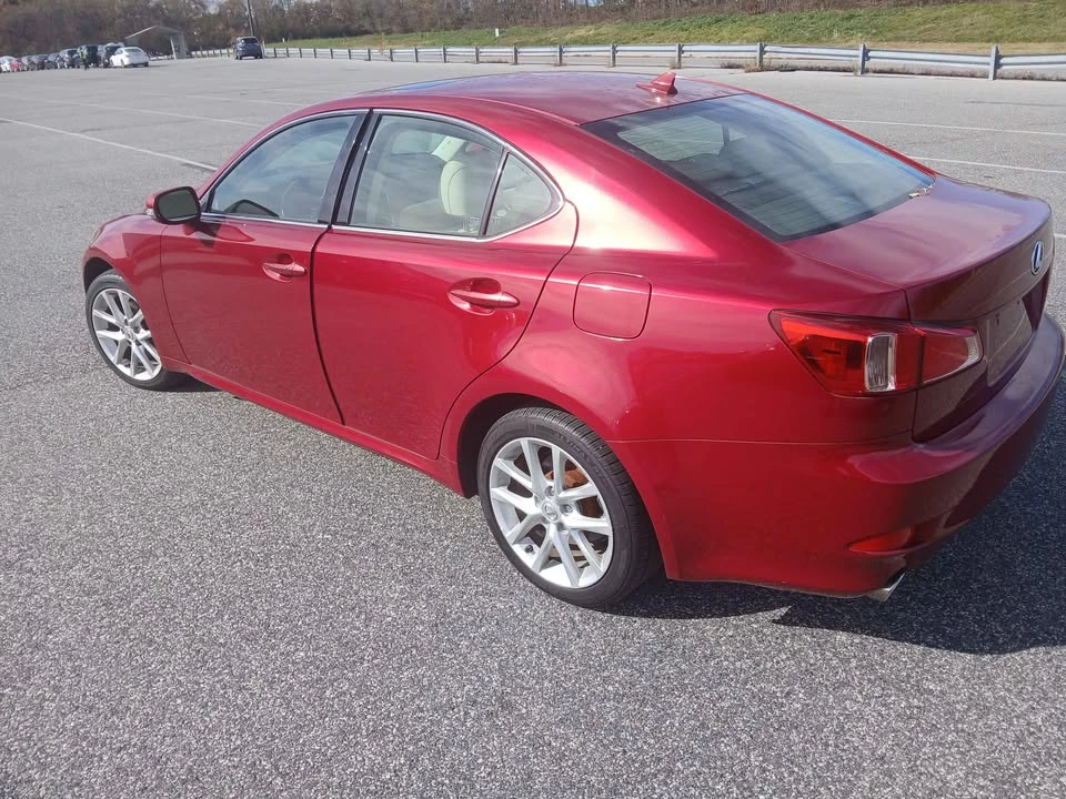 2013 Lexus IS 2nd Gen - Image 9 of 15