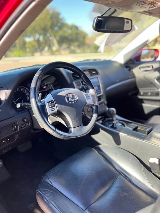 2013 Lexus IS 2nd Gen - Image 6 of 12