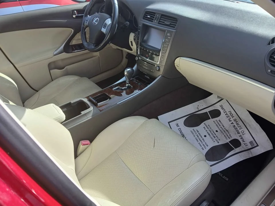 2013 Lexus IS 2nd Gen - Image 11 of 15
