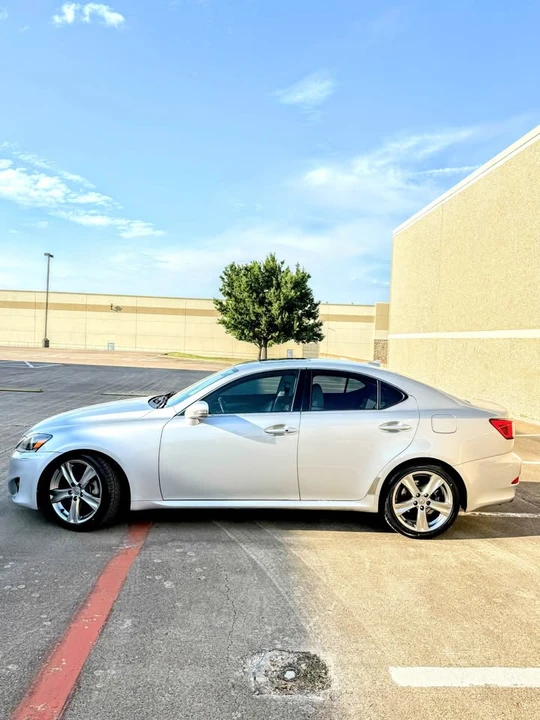 2013 Lexus IS 2nd Gen - Image 2 of 15