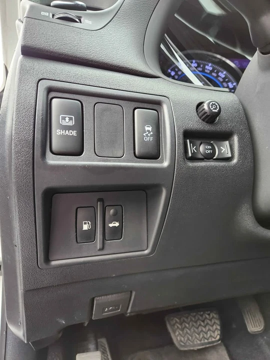 2013 Lexus IS 2nd Gen - Image 2 of 7
