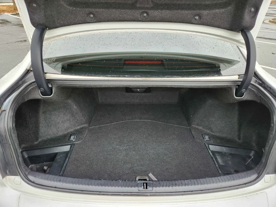 2013 Lexus IS 2nd Gen - Image 6 of 7