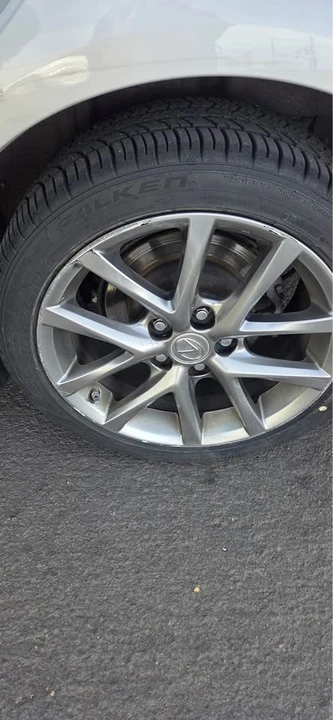 2013 Lexus IS 2nd Gen - Image 4 of 11