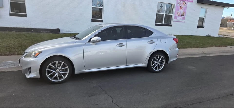 2013 Lexus IS 2nd Gen - Image 6 of 11