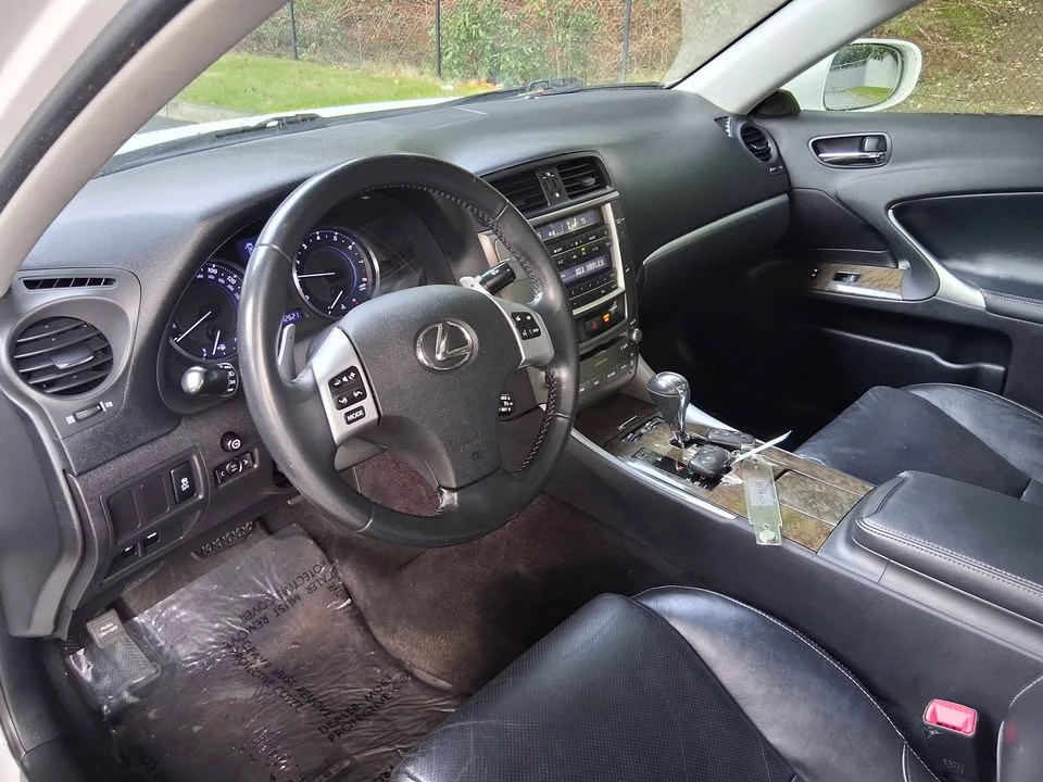 2013 Lexus IS 2nd Gen - Image 10 of 16