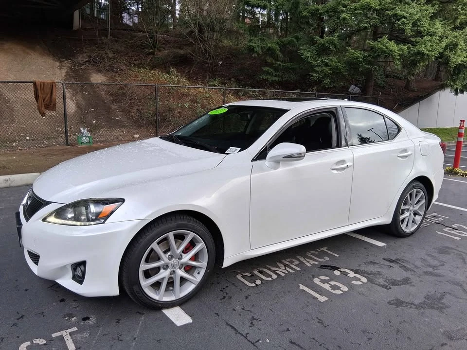 2013 Lexus IS 2nd Gen - Image 2 of 16