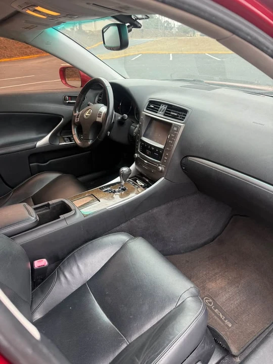 2013 Lexus IS 2nd Gen - Image 14 of 16