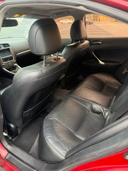 2013 Lexus IS 2nd Gen - Image 11 of 16
