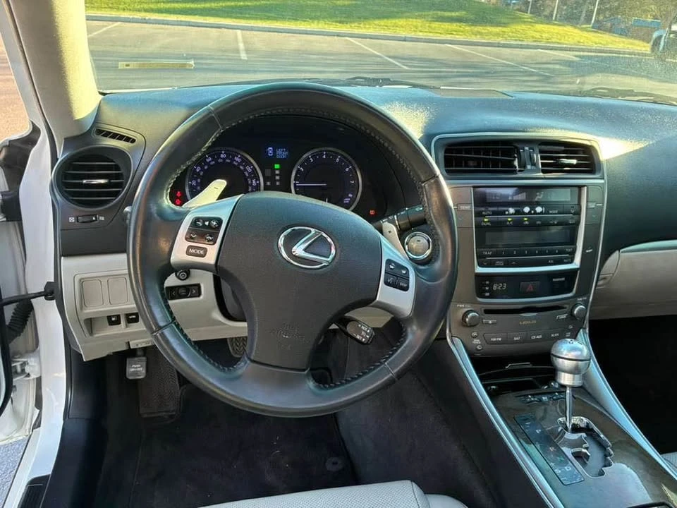 2013 Lexus IS 2nd Gen - Image 7 of 9