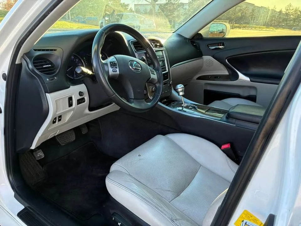 2013 Lexus IS 2nd Gen - Image 8 of 9