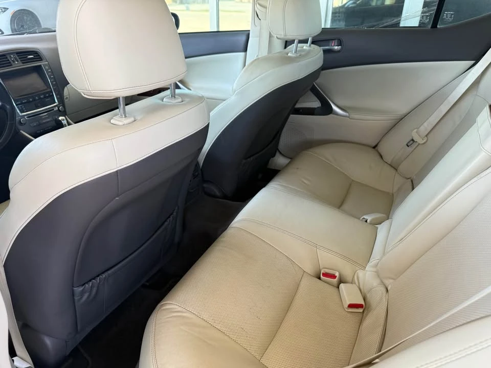 2013 Lexus IS 2nd Gen - Image 6 of 10