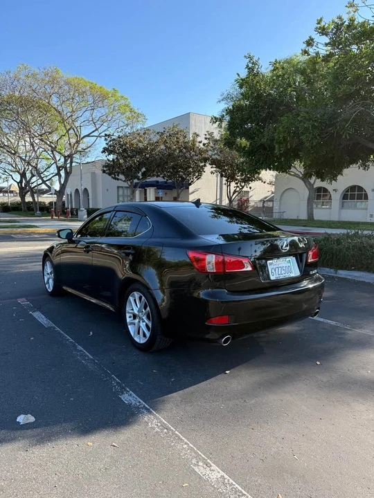2013 Lexus IS 2nd Gen - Image 6 of 12
