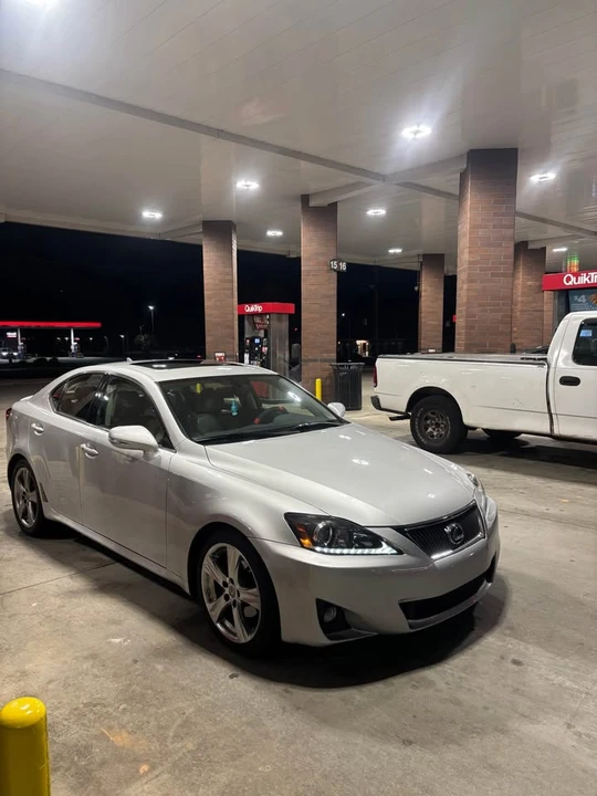 2013 Lexus IS 2nd Gen - Image 6 of 13