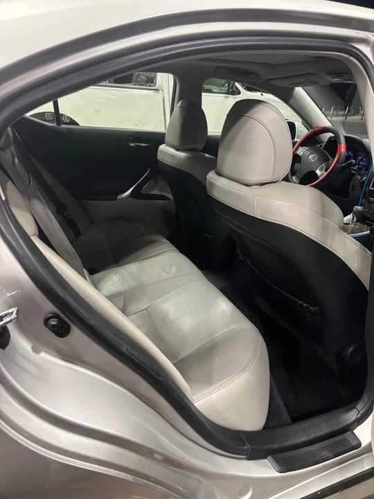 2013 Lexus IS 2nd Gen - Image 10 of 13