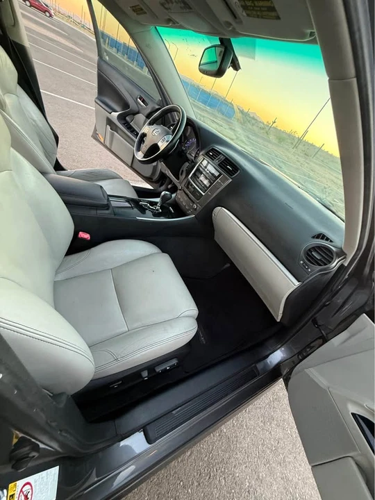 2013 Lexus IS 2nd Gen - Image 10 of 16