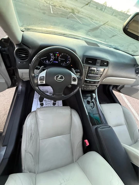 2013 Lexus IS 2nd Gen - Image 9 of 16