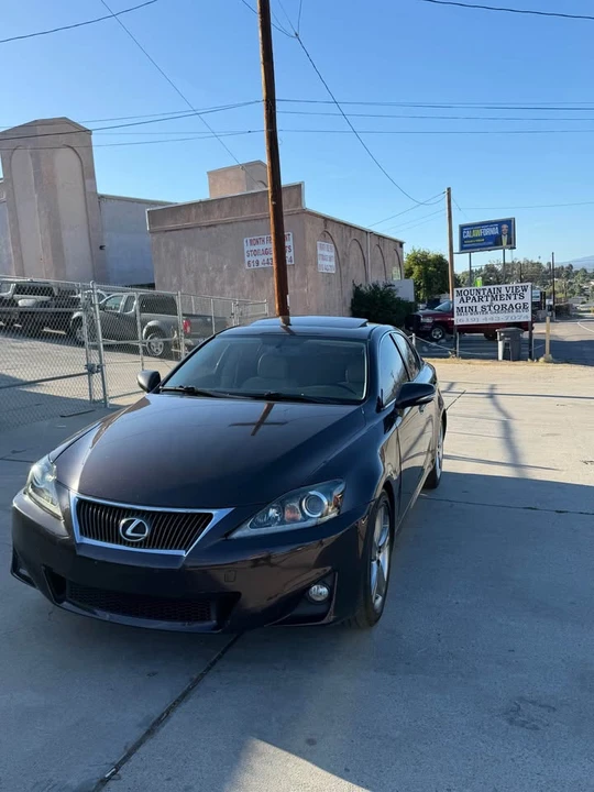 2013 Lexus IS 2nd Gen - Image 2 of 10