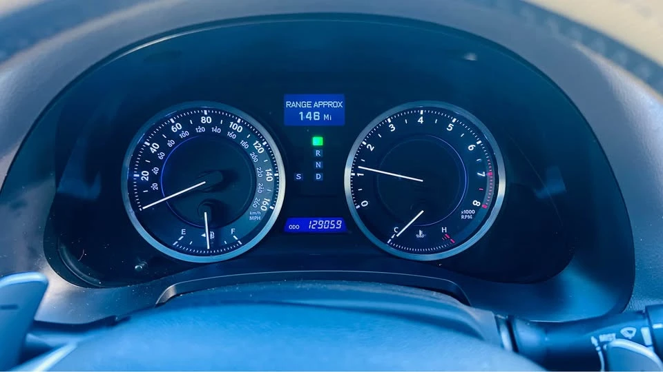 2013 Lexus IS 2nd Gen - Image 11 of 14