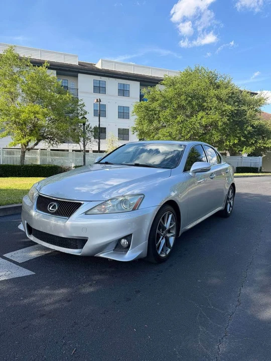 2013 Lexus IS 2nd Gen - Image 2 of 5