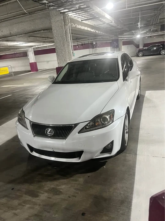 2013 Lexus IS 2nd Gen - Image 10 of 14
