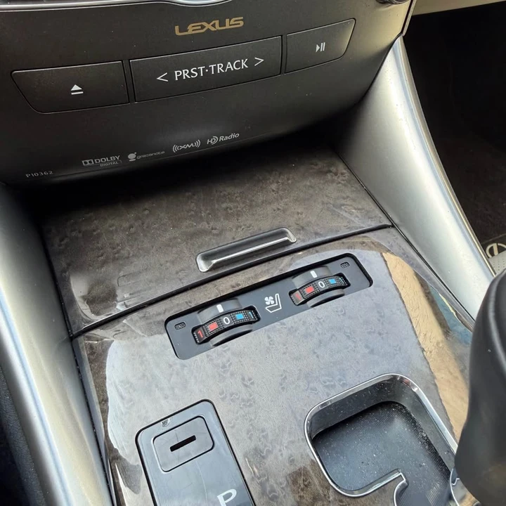 2013 Lexus IS 2nd Gen - Image 15 of 19