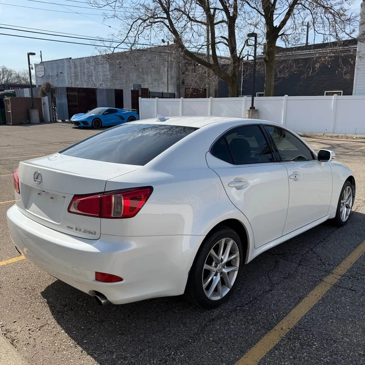 2013 Lexus IS 2nd Gen - Image 6 of 19