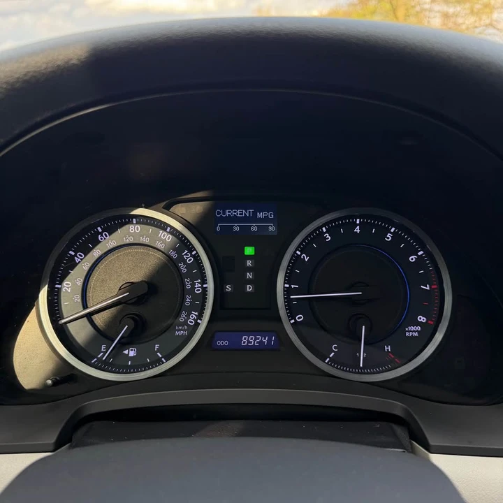 2013 Lexus IS 2nd Gen - Image 14 of 20
