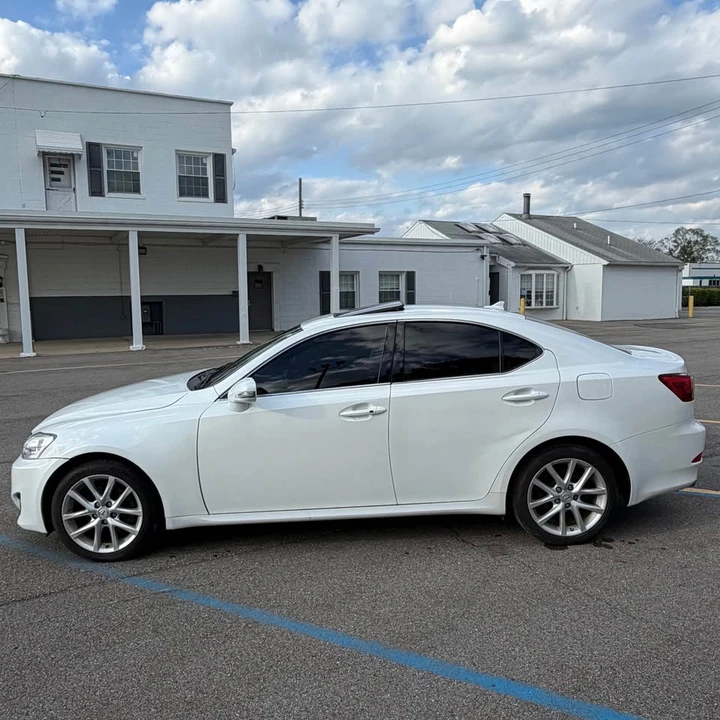 2013 Lexus IS 2nd Gen - Image 4 of 20