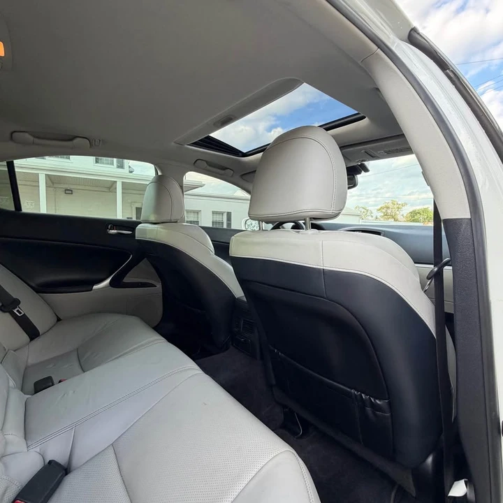 2013 Lexus IS 2nd Gen - Image 11 of 20