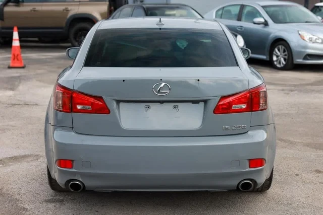 2013 Lexus IS 2nd Gen - Image 9 of 19