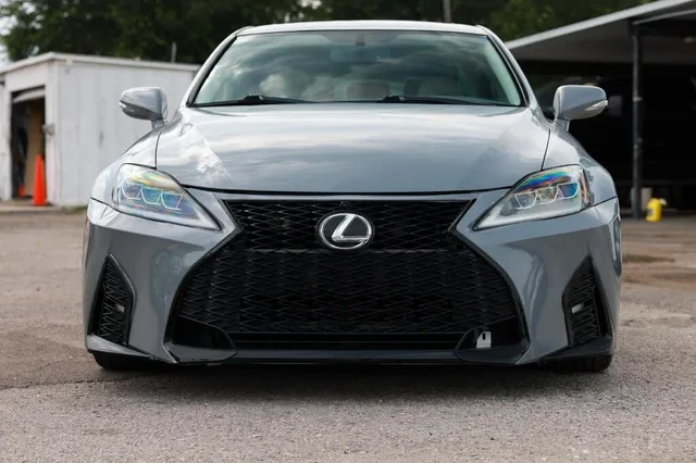 2013 Lexus IS 2nd Gen - Image 16 of 19