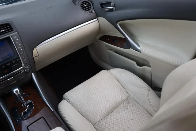 2013 Lexus IS 2nd Gen - Image 19 of 19
