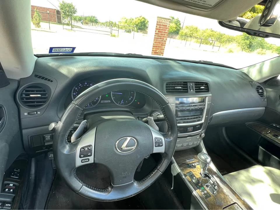 2013 Lexus IS 2nd Gen - Image 18 of 19
