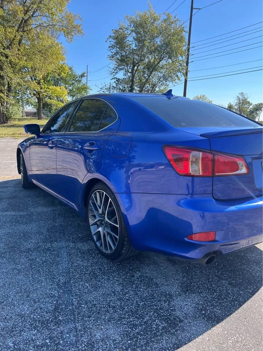 2013 Lexus IS 2nd Gen - Image 4 of 14