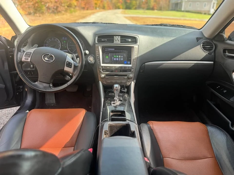 2013 Lexus IS 2nd Gen - Image 8 of 11