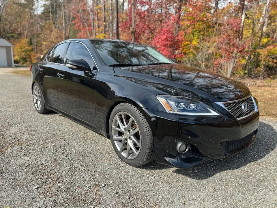 2013 Lexus IS 2nd Gen - Image 2 of 11
