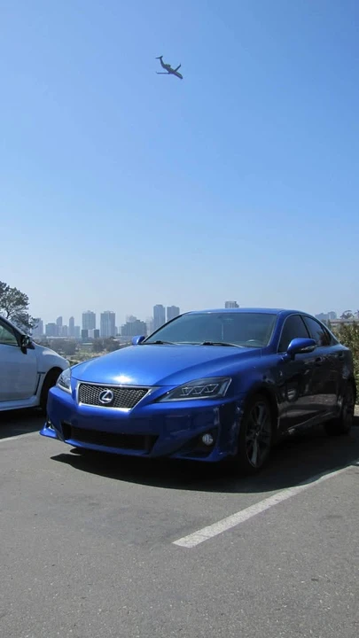 2013 Lexus IS 2nd Gen - Image 2 of 3