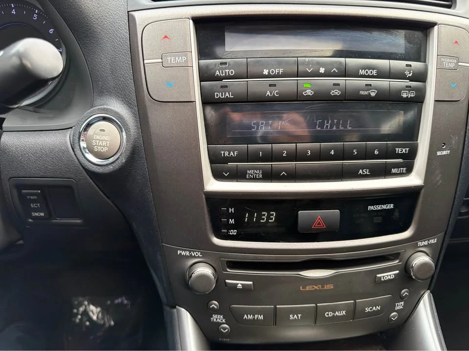 2013 Lexus IS 2nd Gen - Image 9 of 18