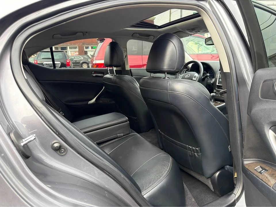 2013 Lexus IS 2nd Gen - Image 14 of 18