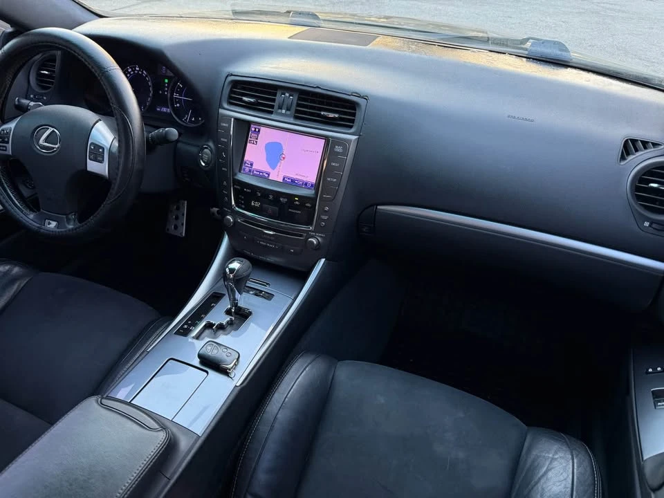 2013 Lexus IS 2nd Gen - Image 9 of 13