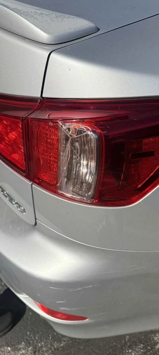 2013 Lexus IS 2nd Gen - Image 8 of 12