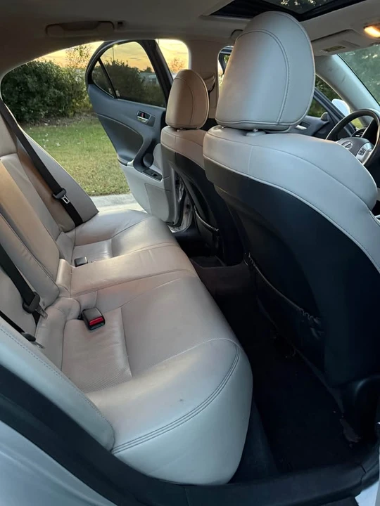 2013 Lexus IS 2nd Gen - Image 14 of 19