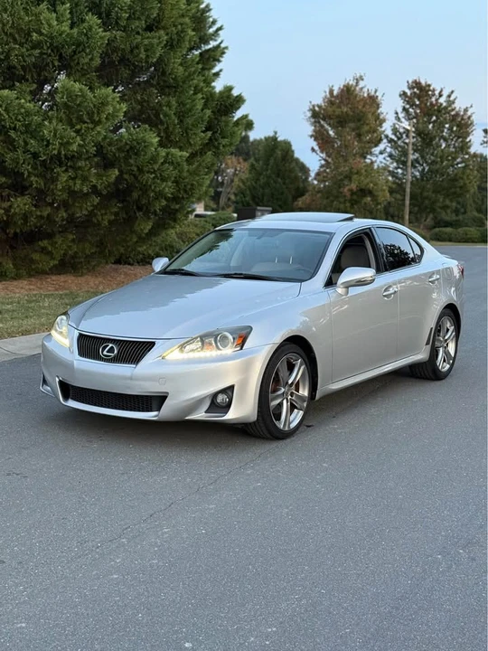 2013 Lexus IS 2nd Gen - Image 7 of 19