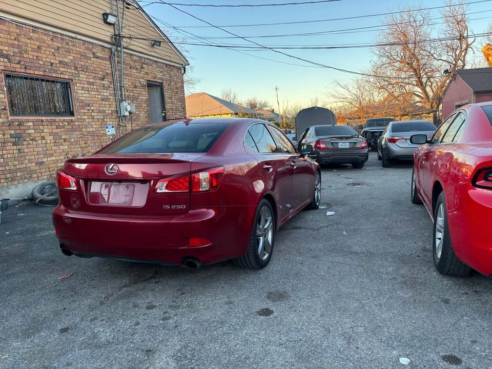 2013 Lexus IS 2nd Gen - Image 5 of 17