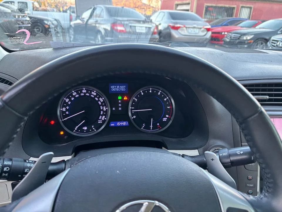 2013 Lexus IS 2nd Gen - Image 12 of 17