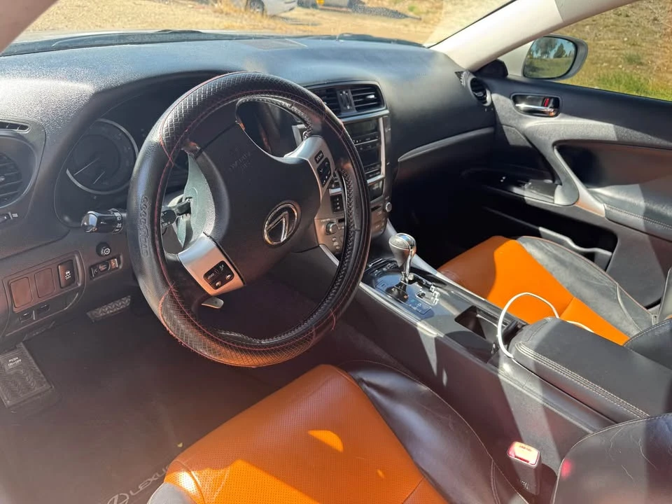 2013 Lexus IS 2nd Gen - Image 6 of 12