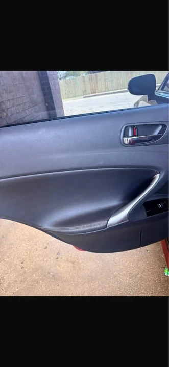 2013 Lexus IS 2nd Gen - Image 14 of 17